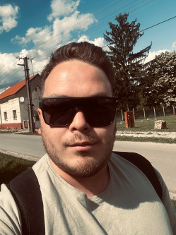 Szabolcs, 28 �ves t�rskeres� f�rfi, Mez�csokonya