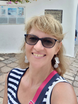 M�rta, 55 �ves t�rskeres� n�, Budapest