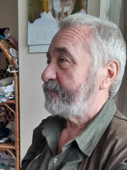 G�bor, 64 �ves t�rskeres� f�rfi, Dunavecse