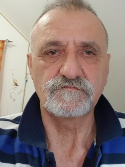 Tibor, 72 �ves t�rskeres� f�rfi, Mez�szilas