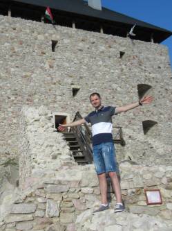 Tam�s, 40 �ves t�rskeres� f�rfi, G�rbeh�za
