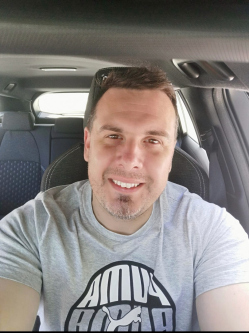Bal�zs, 41 �ves t�rskeres� f�rfi, Budapest