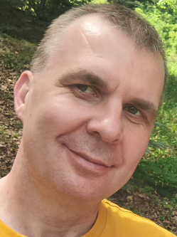 Attila, 50 �ves t�rskeres� f�rfi, Miskolc