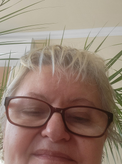 M�rta, 66 �ves t�rskeres� n�, Ny�regyh�za