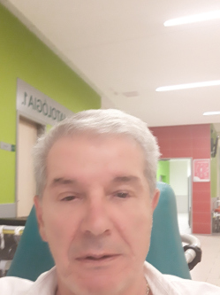 Zolt�n, 70 �ves t�rskeres� f�rfi, Duna�jv�ros