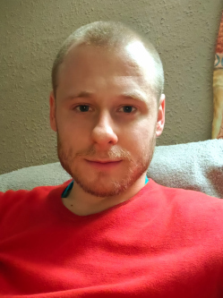 Patrik, 29 �ves t�rskeres� f�rfi, B�cs