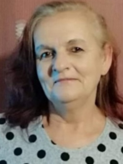 Julianna, 64 �ves t�rskeres� n�, Simontornya