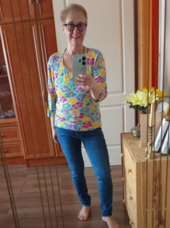 M�nika, 65 �ves t�rskeres� n�, Miskolc