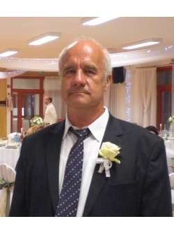 J�nos, 69 �ves t�rskeres� f�rfi, Anarcs