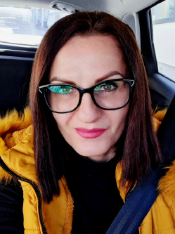 Bernadett, 41 �ves t�rskeres� n�, St�jerorsz�g