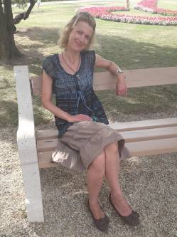 T�mea, 46 �ves t�rskeres� n�, V�c