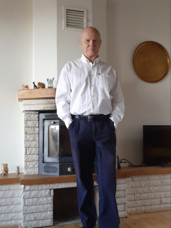 G�bor, 75 �ves t�rskeres� f�rfi, Kulcs