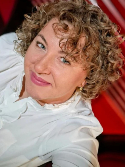 Erika, 43 �ves t�rskeres� n�, Eger