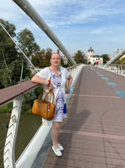 ERZSIKE, 65 �ves t�rskeres� n�, Tata