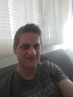 Bal�zs, 52 �ves t�rskeres� f�rfi, Sopron