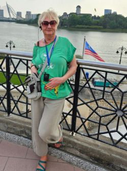 �va, 72 �ves t�rskeres� n�, B�nk