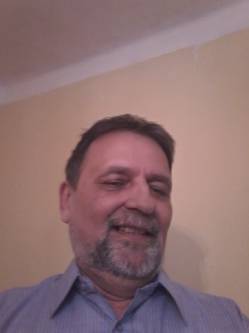 Jeno, 68 �ves t�rskeres� f�rfi, Szerbia egy�b