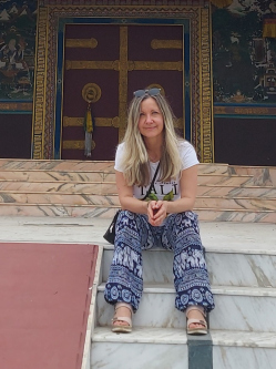 Bea, 54 �ves t�rskeres� n�, G�d�ll�