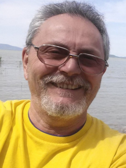 76 �ves zs�mboki f�rfi