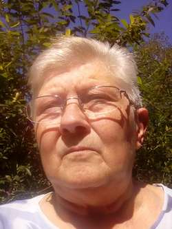 Erzsebet, 75 �ves t�rskeres� n�, Kolozs
