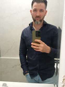 Tam�s, 35 �ves t�rskeres� f�rfi, Zalakaros
