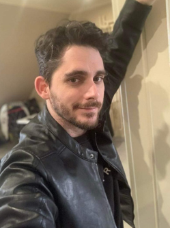 Martin, 32 �ves t�rskeres� f�rfi, Tanakajd