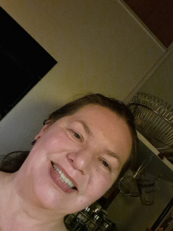 Beatrix, 54 �ves t�rskeres� n�, Sopron