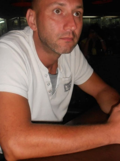 Franz, 49 �ves t�rskeres� f�rfi, Lenti
