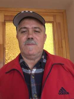 Jakab, 69 �ves t�rskeres� f�rfi, Szendehely