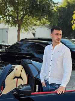 Bence, 26 �ves t�rskeres� f�rfi, Dunakeszi