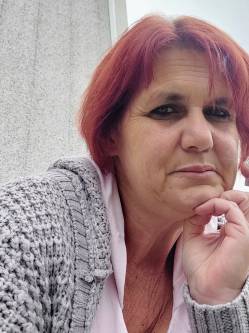 Erika, 52 �ves t�rskeres� n�, Bicske