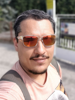 Norbert, 37 �ves t�rskeres� f�rfi, P�cs