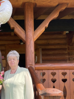 Erzsi, 76 �ves t�rskeres� n�, Budapest
