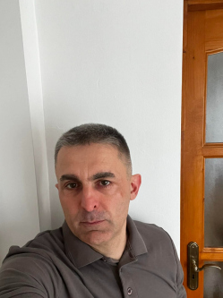 Csaba, 48 �ves t�rskeres� f�rfi, Gyomaendr�d