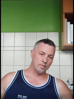 Zsolt, 54 �ves keszthelyi t�rskeres� f�rfi