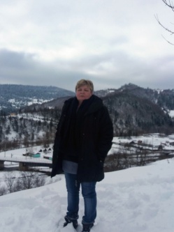 Edit, 54 �ves t�rskeres� n�, Mosonmagyar�v�r