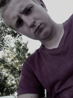 Norbert, 25 �ves t�rskeres� f�rfi, Vaja
