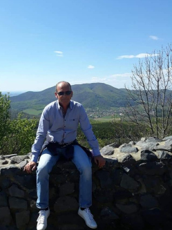Istv�n, 59 �ves t�rskeres� f�rfi, Kiskunhalas