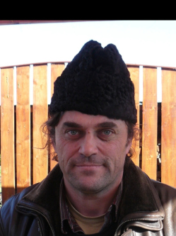 J�zsef, 58 �ves t�rskeres� f�rfi, Kisb�r