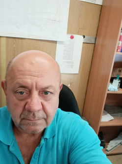 Karcsi, 60 �ves t�rskeres� f�rfi, Sz�zhalombatta