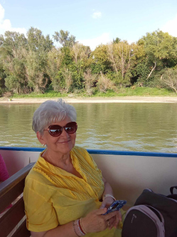 Marcsi, 71 �ves t�rskeres� n�, Kecskem�t
