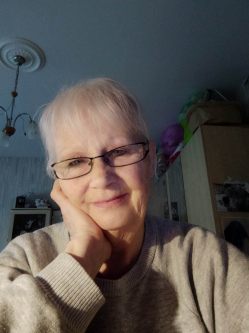B�be, 76 �ves t�rskeres� n�, H�dmez�v�s�rhely