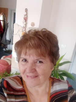 Aliz, 72 �ves t�rskeres� n�, M�t�szalka