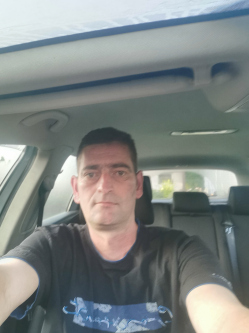 Tibor, 44 éves társkereső férfi, Baracs