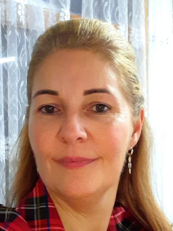 Adrienn, 48 �ves t�rskeres� n�, Soltvadkert