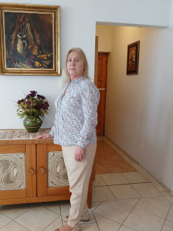 Ibolya, 70 �ves t�rskeres� n�, Debrecen