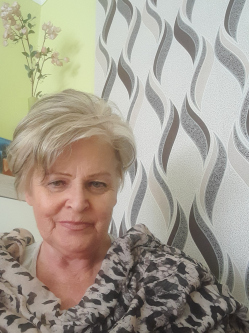 Elena, 66 �ves t�rskeres� n�, Miskolc