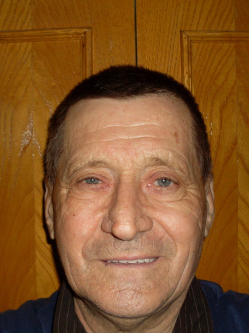 Feri, 70 �ves t�rskeres� f�rfi, �sotthalom