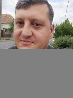 Norbi, 34 �ves t�rskeres� f�rfi, Egyh�zaskesz�