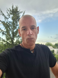Attila, 49 �ves t�rskeres� f�rfi, Keszthely